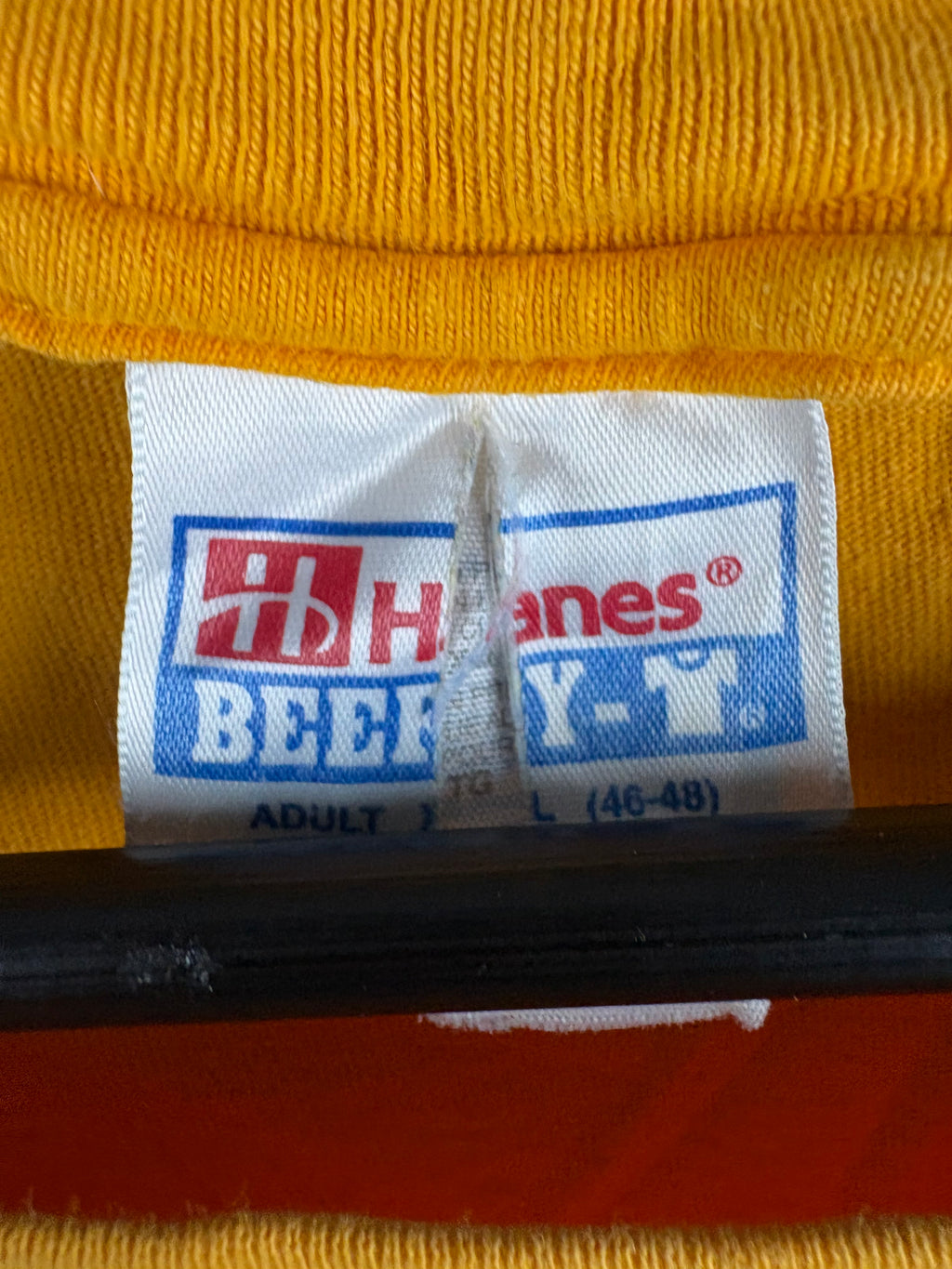 Hugs or kisses T-Shirt Size XL