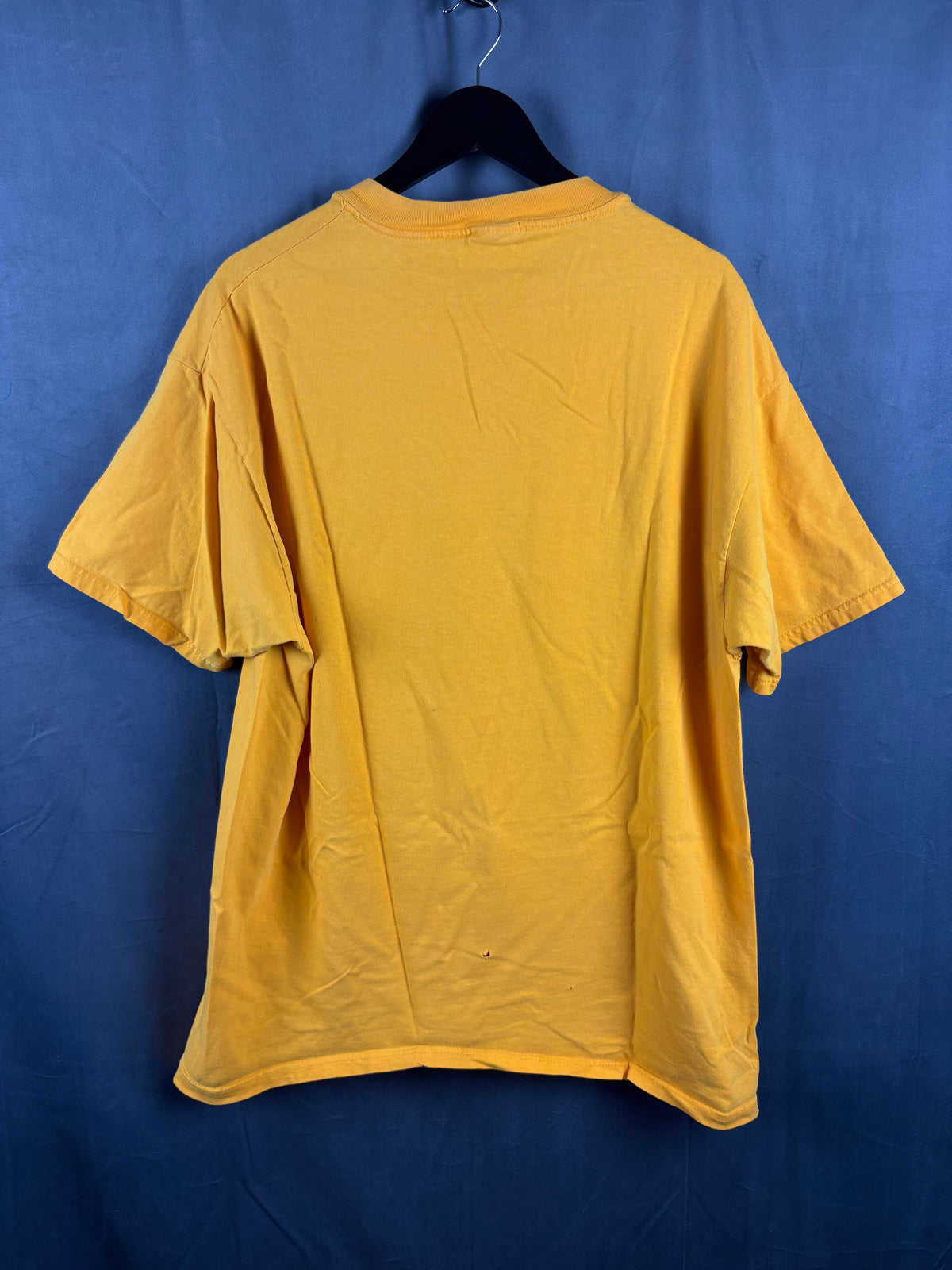 Hugs or kisses T-Shirt Size XL